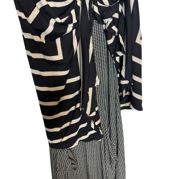 Alembika Layered Mixed Print Sleeveless‎ Midi Dress - Picture 5 of 6